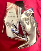 Banner Image for Silver Boots Size 7 for $9.95